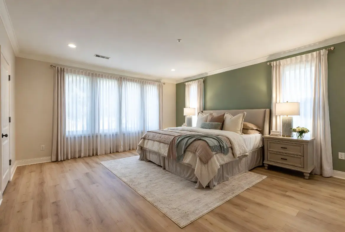 Bedroom Gallery 8